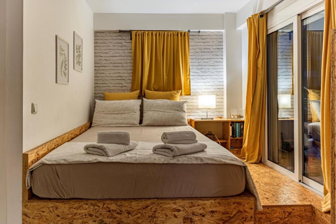 Downtown Charming Studio كالاماتا المظهر الخارجي الصورة